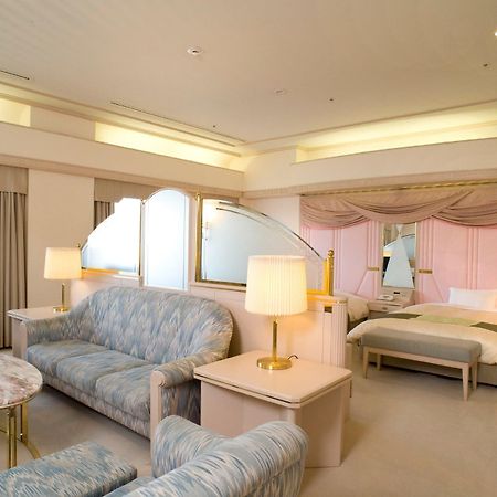 Rihga Royal Hotel Niihama Bagian luar foto