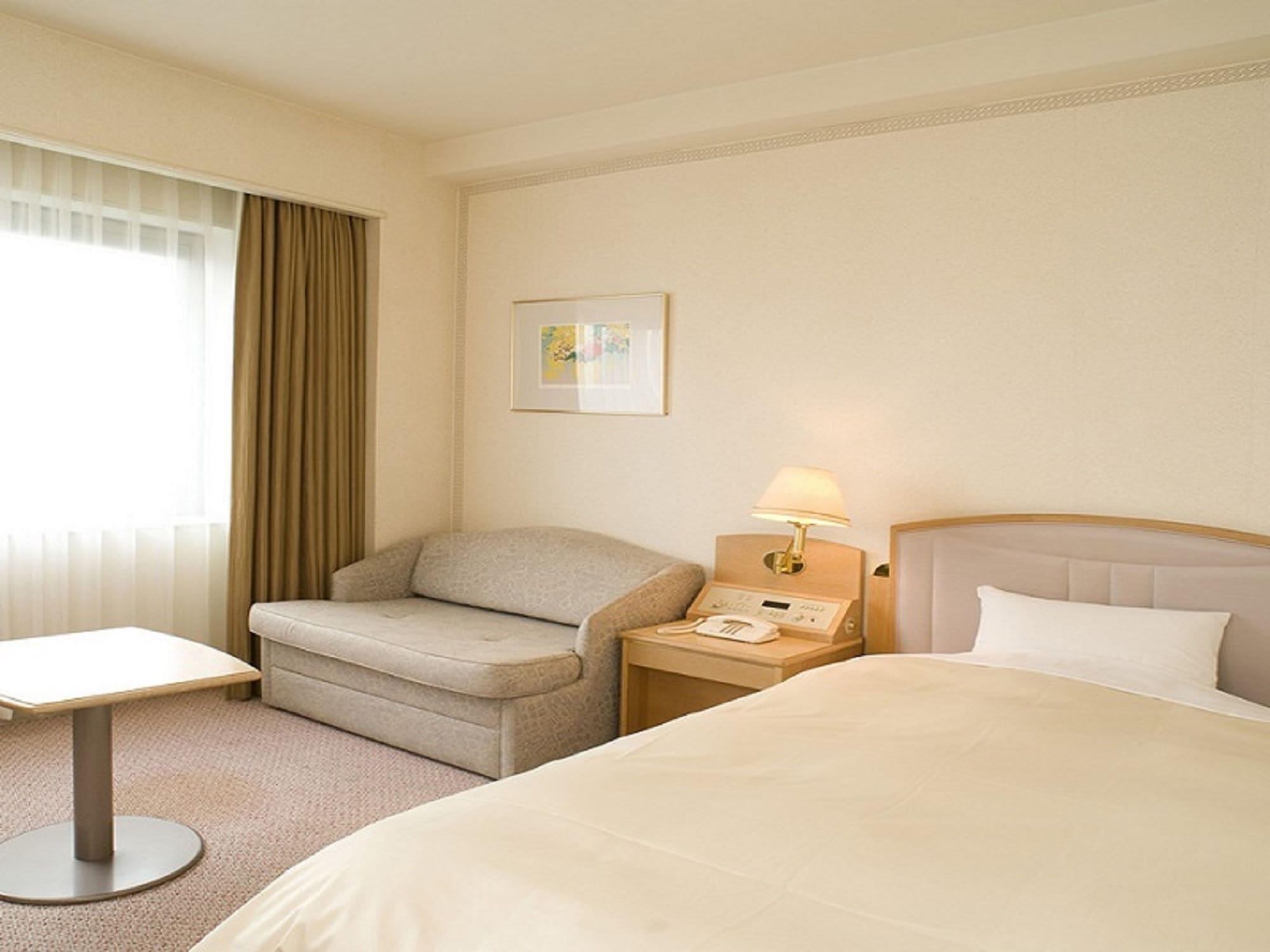 Rihga Royal Hotel Niihama Bagian luar foto