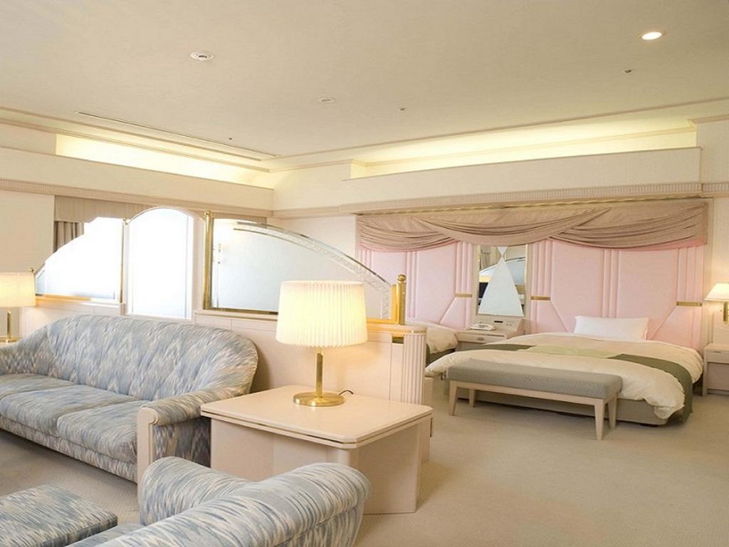 Rihga Royal Hotel Niihama Bagian luar foto